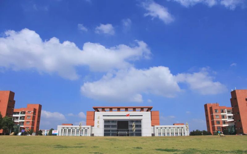 江西飞行学院