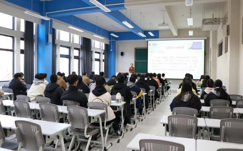 郑州智能科技职业学院