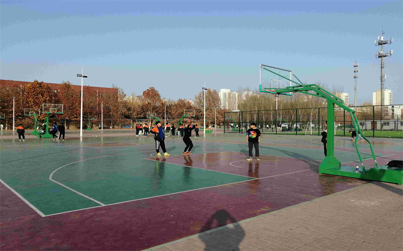 秦皇岛工业职业技术学院